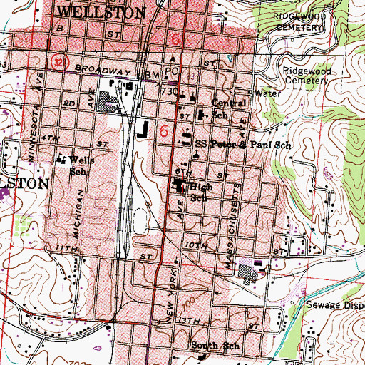 Topographic Map of Wellston High School, OH