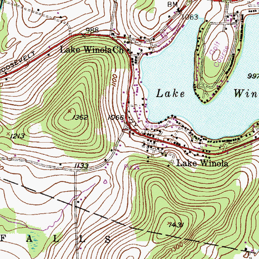 Topographic Map of Lake Winola Post Office, PA