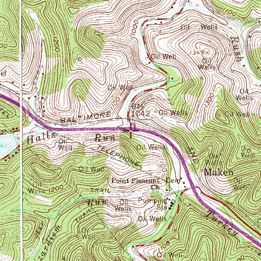 Topographic Map of Halls Run, WV