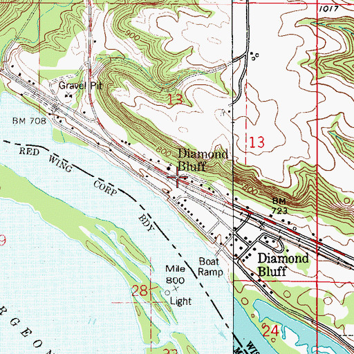 Topographic Map of Diamond Bluff, WI