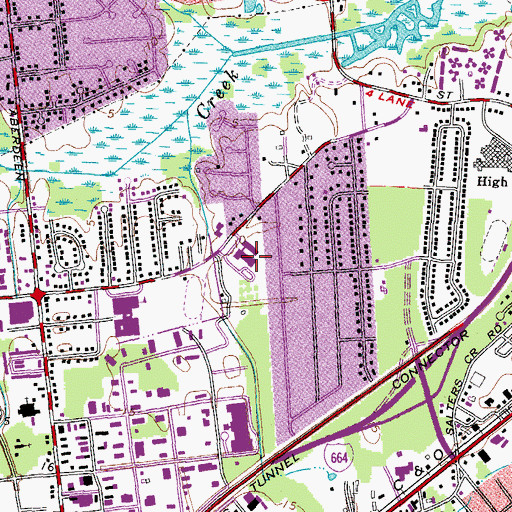 Topographic Map of Robert E Lee Elementary School, VA