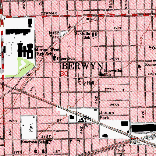 Topographic Map of Berwyn City Hall, IL