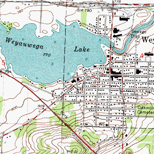 Topographic Map of Saint Peter Lutheran School, WI
