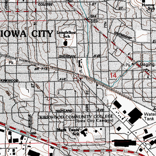 Topographic Map of Kirkwood Avenue Church of Christ, IA