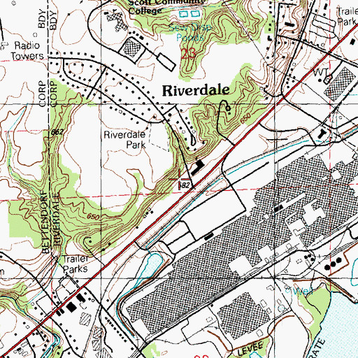 Topographic Map of Riverdale Town Hall, IA