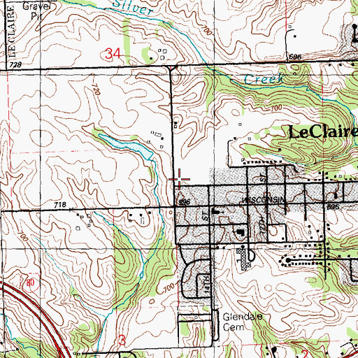 Topographic Map of Le Claire Fire Department, IA