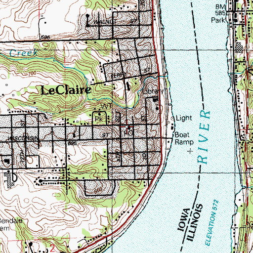 Topographic Map of Le Claire Post Office, IA