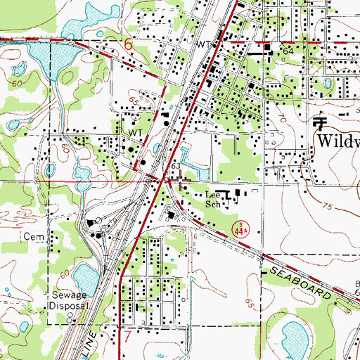 Topographic Map of Wildwood Police Department, FL