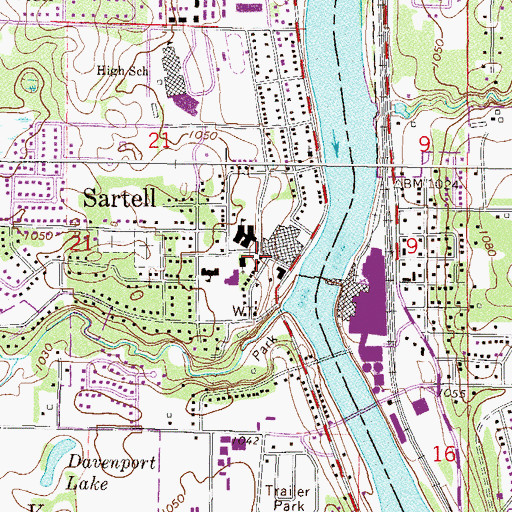 Topographic Map of Evergreen Village, MN