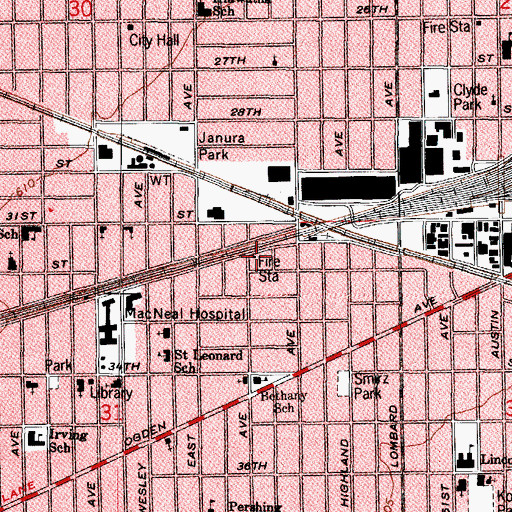 Topographic Map of Berwyn Fire Department Station 1 South, IL