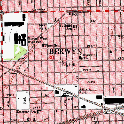 Topographic Map of Berwyn Fire Department Station 3 City Hall, IL