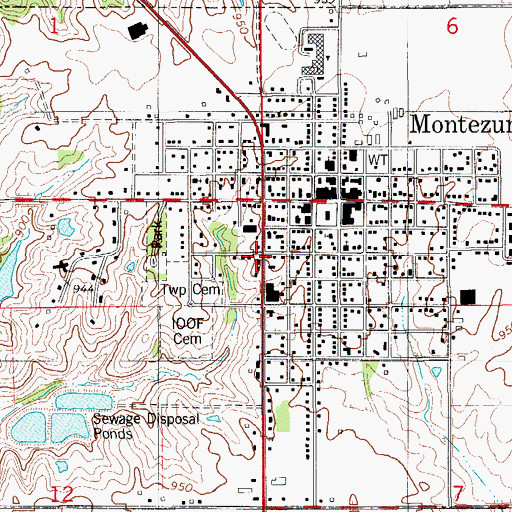 Topographic Map of City of Montezuma, IA
