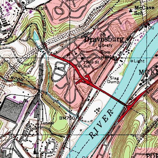 Topographic Map of Dravosburg Borough Hall, PA