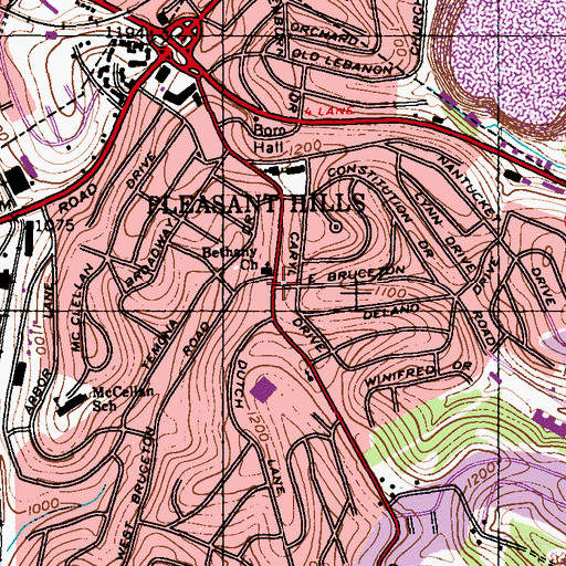 Topographic Map of Pleasant Hills Public Library, PA