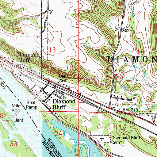 Topographic Map of Diamond Bluff Census Designated Place, WI