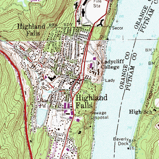 Topographic Map of Highland Falls Library, NY