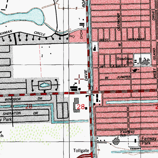 Topographic Map of Parkway Plaza, FL