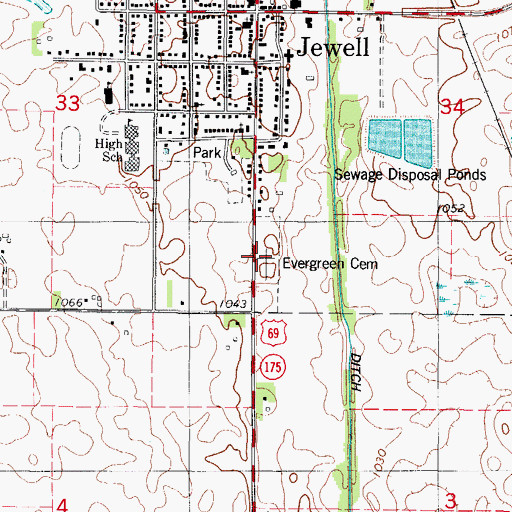Topographic Map of Evergreen Cemetery, IA