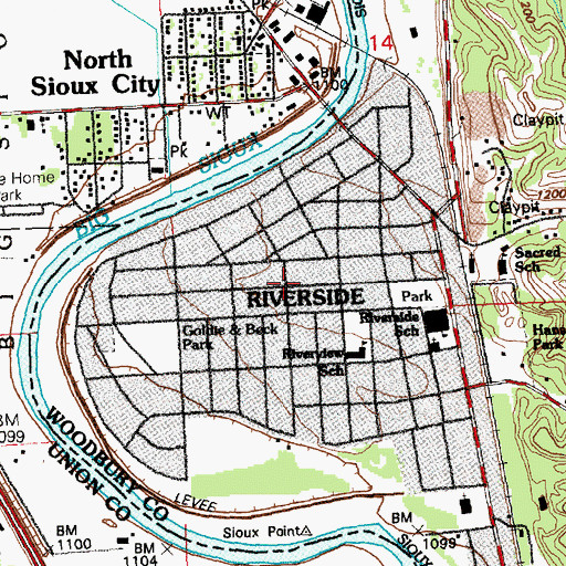 Topographic Map of Riverside, IA