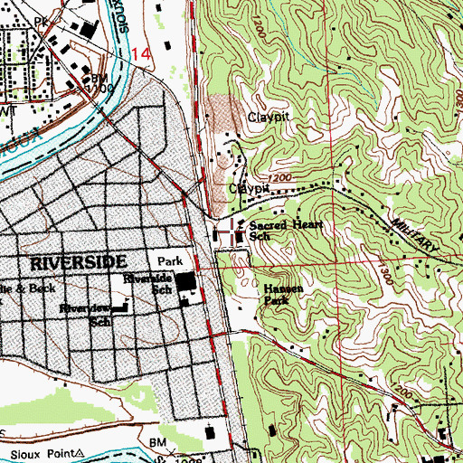 Topographic Map of Sacred Heart School, IA