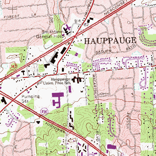 Topographic Map of Hauppauge Middle School, NY