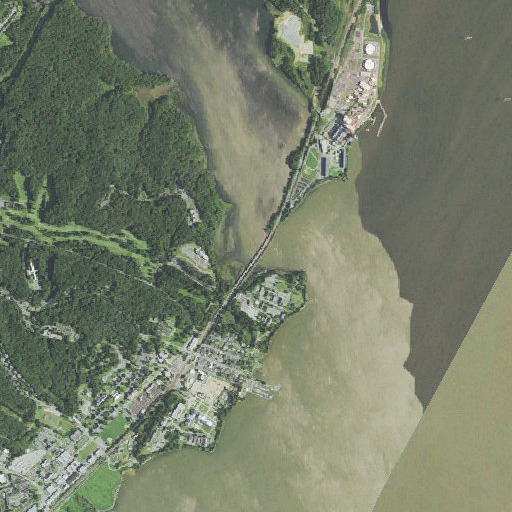 Aerial imagery of Quantico Creek, VA