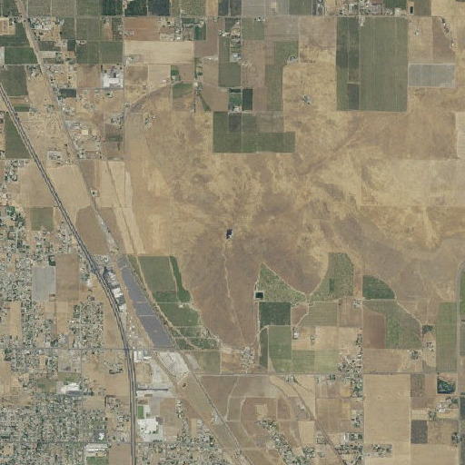 Aerial imagery of KIOO-FM (Porterville), CA