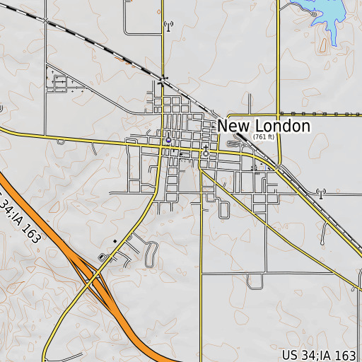 OpenTopoMap map of Clark Elementary School, IA