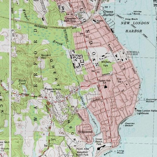 USGS 24K topo map of Hammond Pond, CT
