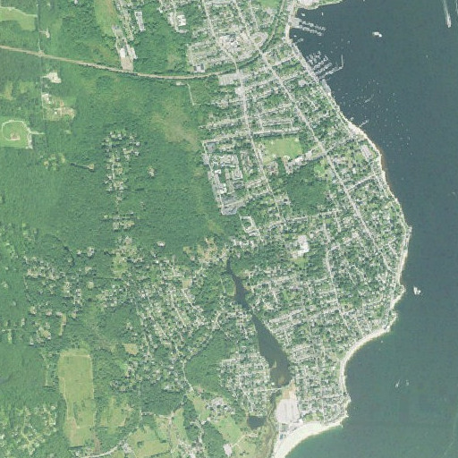 Aerial imagery of Hammond Pond, CT
