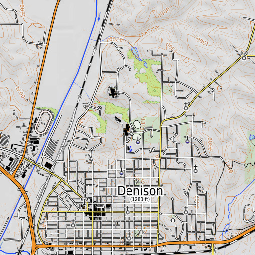 OpenTopoMap map of Denison High School, IA