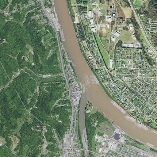 Aerial imagery of Catletts Creek, KY