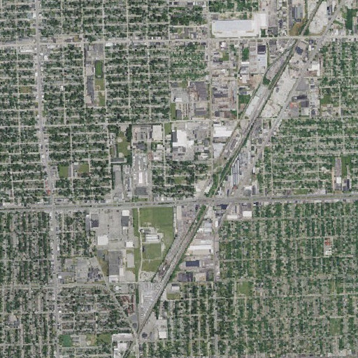 Aerial imagery of Macomb Park School, MI