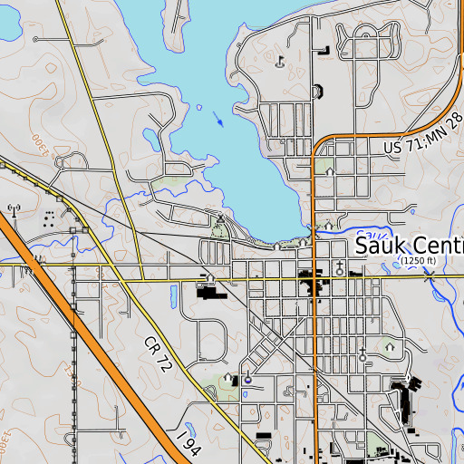 OpenTopoMap map of Sinclair Lewis Park, MN