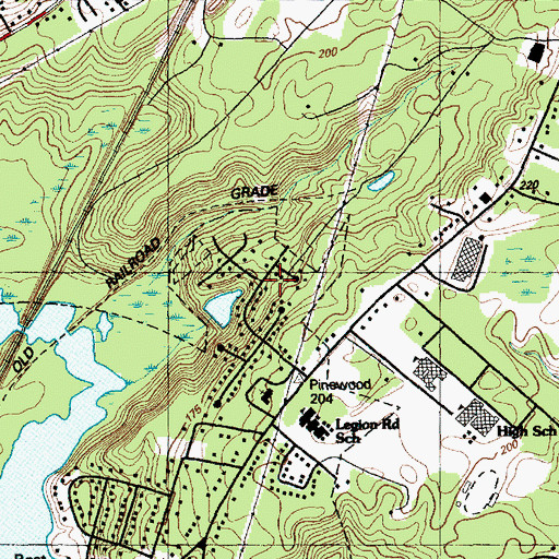 Topographic Map of Pinewood Lakers, NC