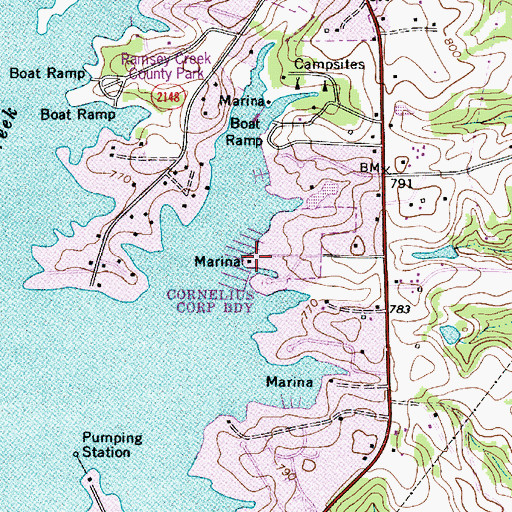 Topographic Map of Kings Point Marina, NC