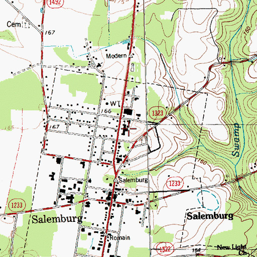 Topographic Map of Salemburg Elementary School, NC