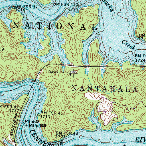 Topographic Map of Davis Cemetery, NC