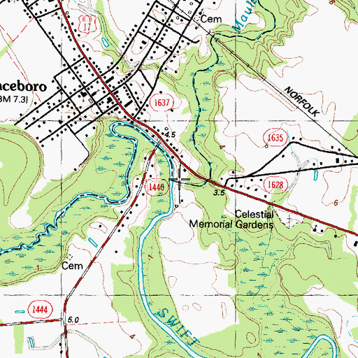 Topographic Map of Mauls Swamp, NC