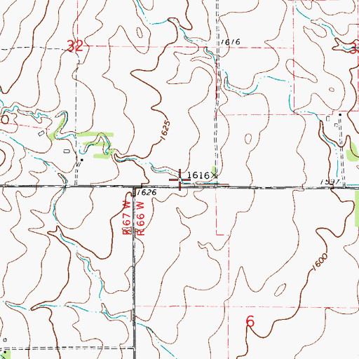 Topographic Map of Hoevens Gulch, ND