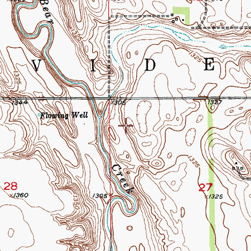 Topographic Map of Divide Town Hall, ND