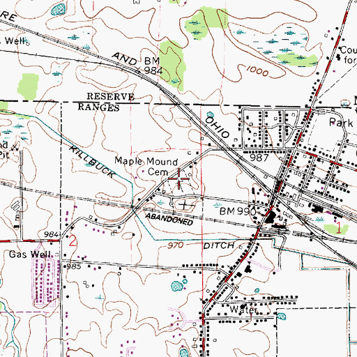 Topographic Map of Maple Mound Cemetery, OH