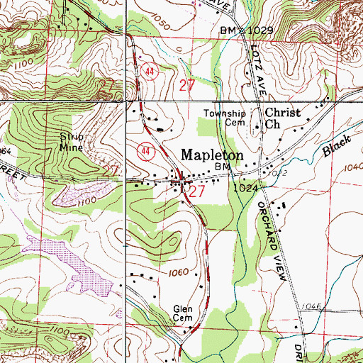 Topographic Map of Mapleton, OH