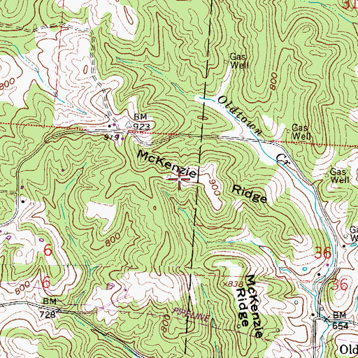 Topographic Map of McKenzie Ridge, OH