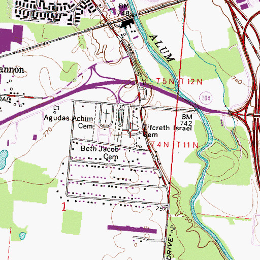 Topographic Map of Tifcreth Israel Cemetery, OH