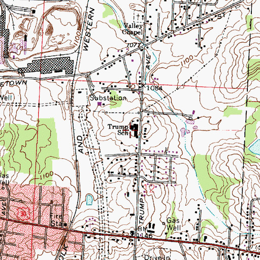 Topographic Map of Trump School, OH