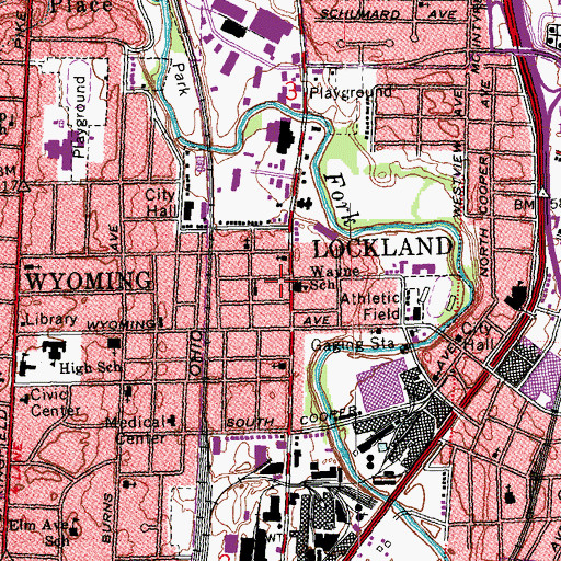 Topographic Map of Wayne School, OH