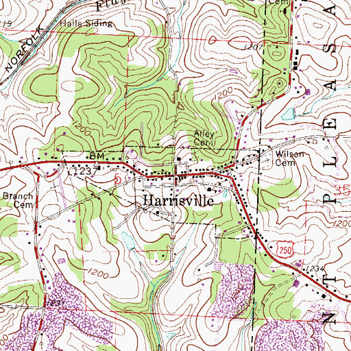 Topographic Map of Harrisville, OH