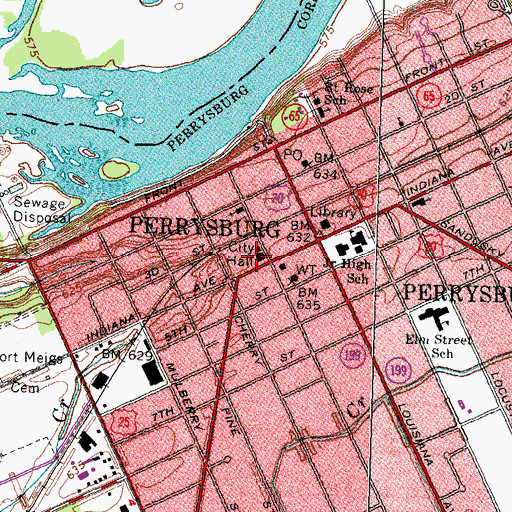 Topographic Map of Perrysburg City Hall, OH