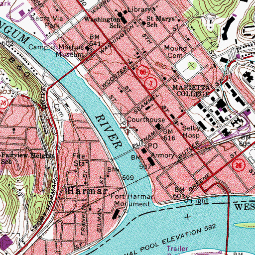 Topographic Map of East Muskingum Park, OH